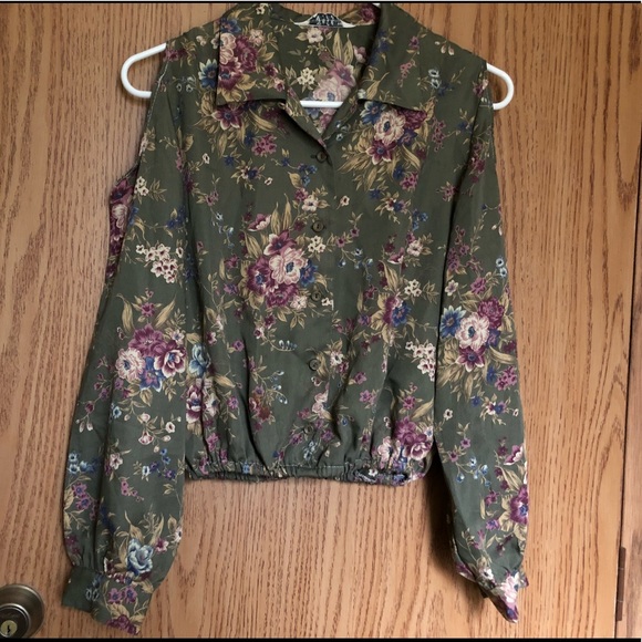 Saga More Tops - Floral Flower Open Shoulder Blouse Button Down Top